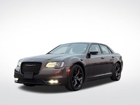 Used 2023 Chrysler 300 S image 11