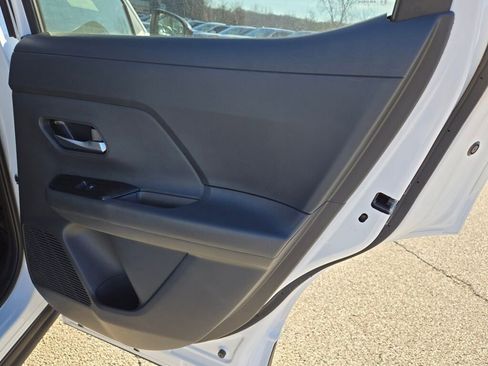 New 2026 Nissan Kicks SV w/ SV Premium Package AWD/4WD image 9