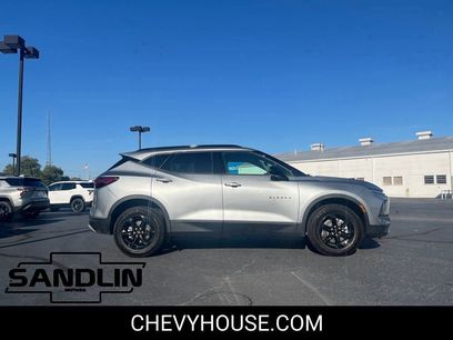 New 2025 Chevrolet Blazer LT w/ Midnight/Sport Edition