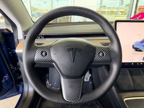 Used 2023 Tesla Model 3 Standard Range RWD image 24