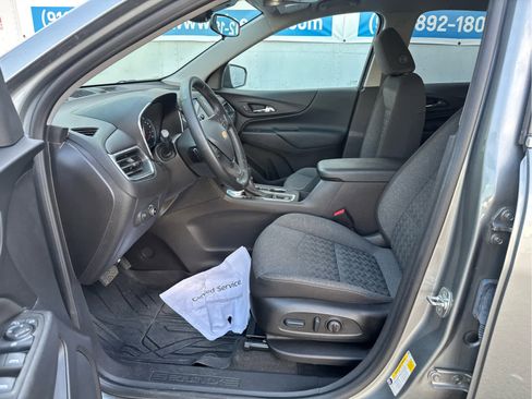 Certified 2024 Chevrolet Equinox LT w/ LPO, Floor Liner Package image 25