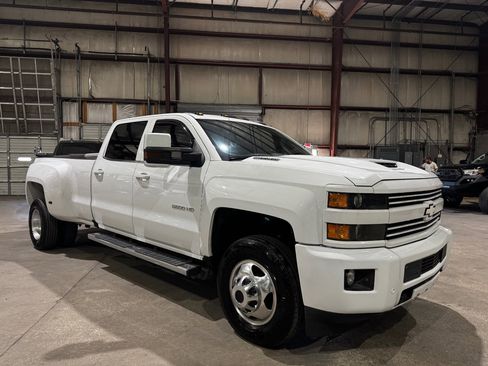 Used 2019 Chevrolet Silverado 3500 LTZ w/ Duramax Plus Package image 2