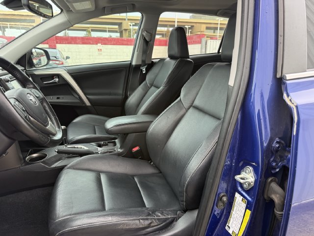 Used 2014 Toyota RAV4 Limited w/ Technology Package FWD image 26