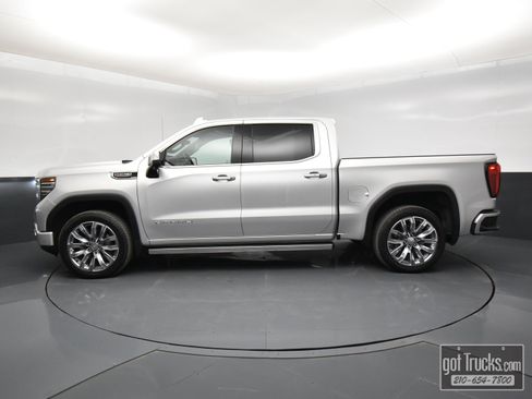 Used 2022 GMC Sierra 1500 Denali w/ Denali Reserve Package image 3
