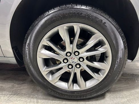 Used 2023 Buick Enclave Avenir w/ Avenir Technology Package image 27