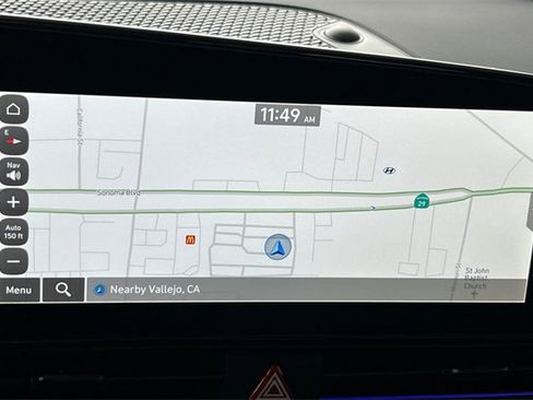 New 2025 Hyundai Elantra SEL image 18