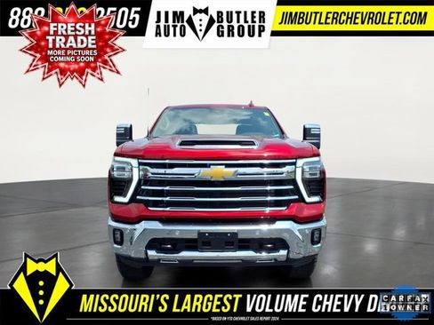 Used 2025 Chevrolet Silverado 2500 LTZ w/ LTZ Plus Package AWD/4WD image 26