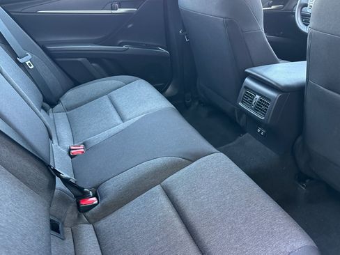 Used 2025 Toyota Camry LE FWD image 31