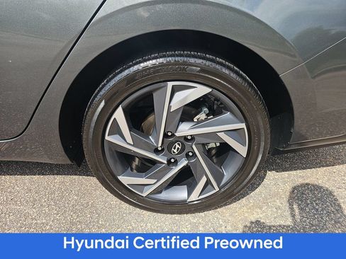 Certified 2025 Hyundai Elantra SEL FWD image 29