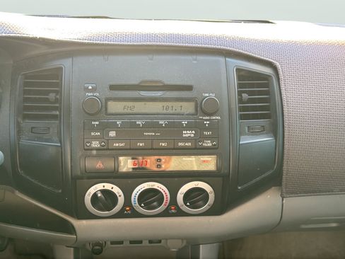Used 2009 Toyota Tacoma PreRunner RWD image 24