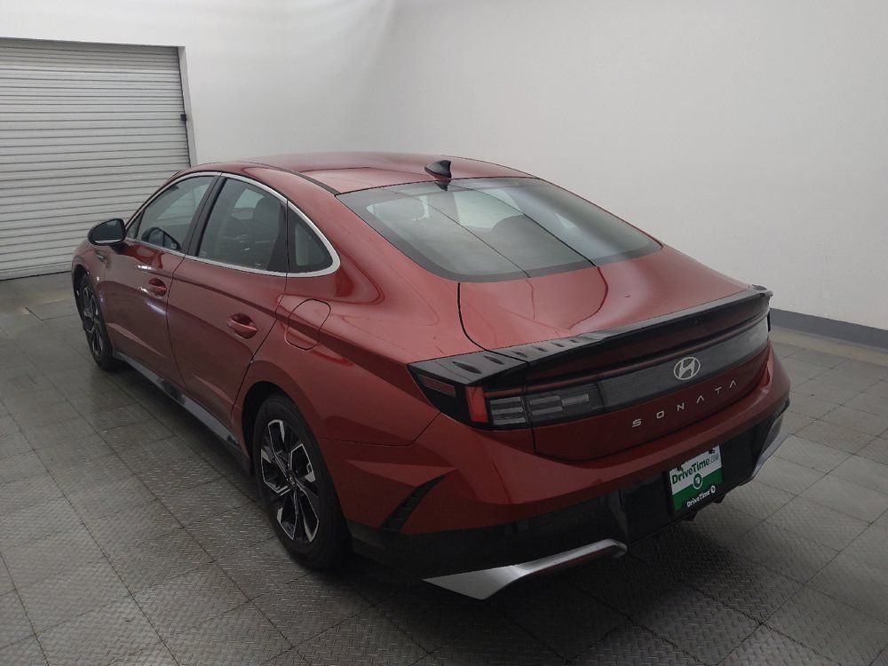 Used 2025 Hyundai Sonata SEL FWD image 5