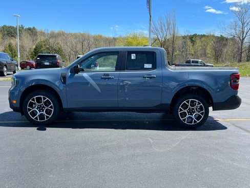 Used 2026 Ford Maverick Lariat w/ 4K Tow Package AWD/4WD image 40