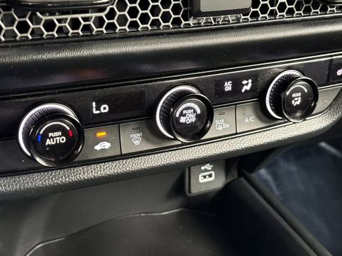 Certified 2023 Honda HR-V Sport image 16