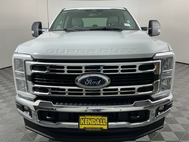 Used 2024 Ford F350 XLT w/ FX4 Off-Road Package AWD/4WD image 2