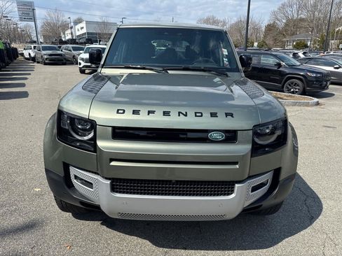 Used 2025 Land Rover Defender 110 S AWD/4WD image 9