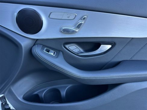 Certified 2021 Mercedes-Benz GLC 300 image 20