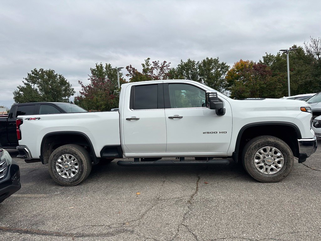 Used 2024 Chevrolet Silverado 2500 LTZ w/ LTZ Convenience Package AWD/4WD image 18