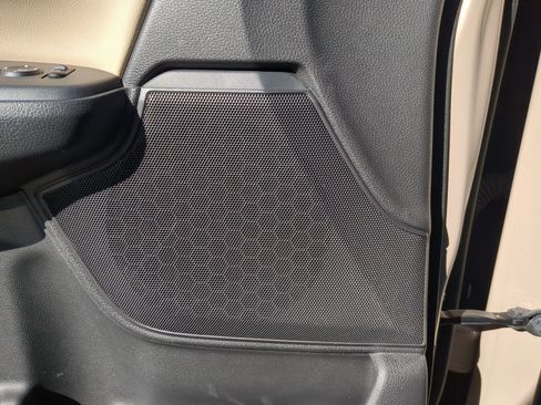 Used 2017 Honda CR-V EX-L image 19