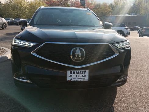 Used 2023 Acura MDX SH-AWD w/ Advance Package image 9