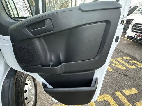 Used 2023 RAM ProMaster 2500 image 41