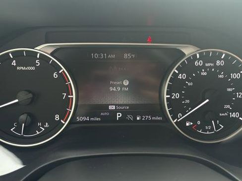 Used 2025 Nissan Rogue SV image 10