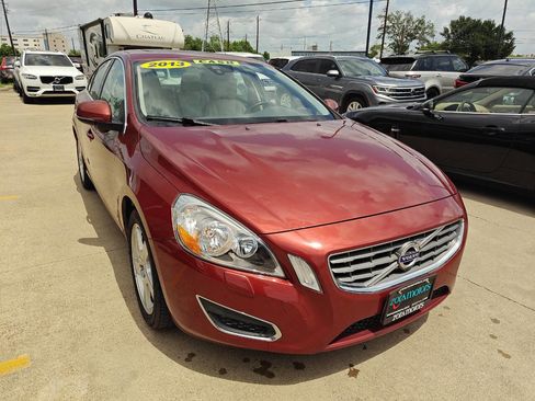Used 2013 Volvo S60 T5 FWD image 4