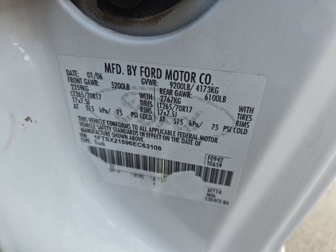 Used 2006 Ford F250 XL image 23