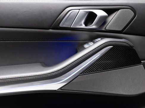 Used 2024 BMW X7 M60i w/ Executive Package image 55