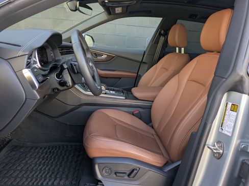 Certified 2025 Audi Q8 Premium w/ Black Optic Package image 23