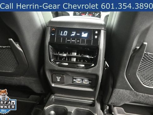 Used 2025 Jeep Grand Cherokee L Altitude AWD/4WD image 14