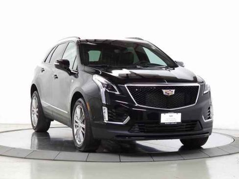 Certified 2022 Cadillac XT5 Sportv w/ Technology Package image 12