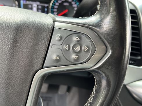 Used 2020 Chevrolet Suburban LS RWD image 36