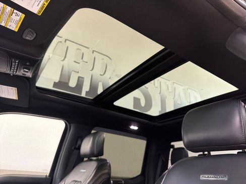 Used 2017 Ford F250 Platinum w/ Platinum Ultimate Package image 18