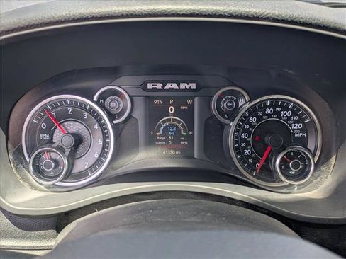 Used 2020 RAM 2500 Tradesman w/ Chrome Appearance Group AWD/4WD image 10