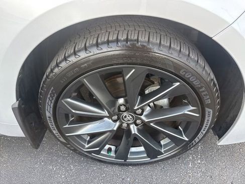 Used 2026 Toyota Corolla SE FWD image 13