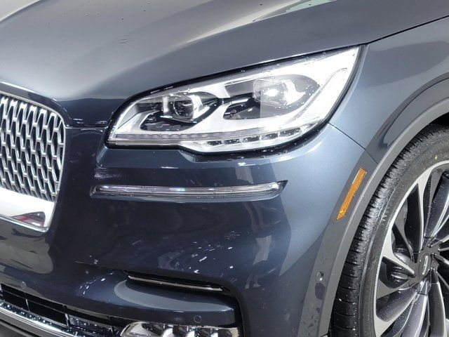 Used 2023 Lincoln Aviator Reserve w/ Equipment Group 201A AWD/4WD image 9