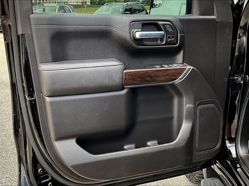 Used 2020 GMC Sierra 1500 SLT image 22