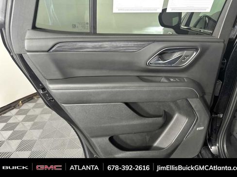 Used 2023 GMC Yukon SLT image 18