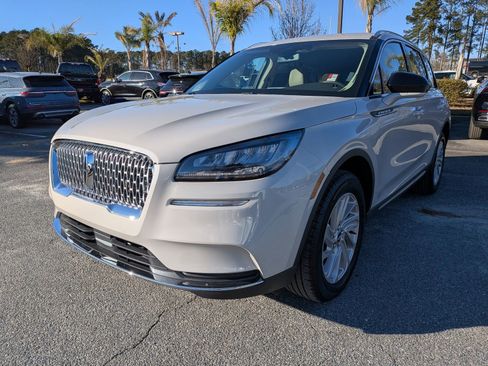 Certified 2022 Lincoln Corsair FWD image 8