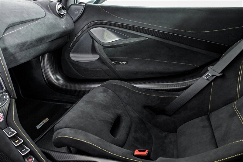 Used 2022 McLaren 765LT RWD image 49