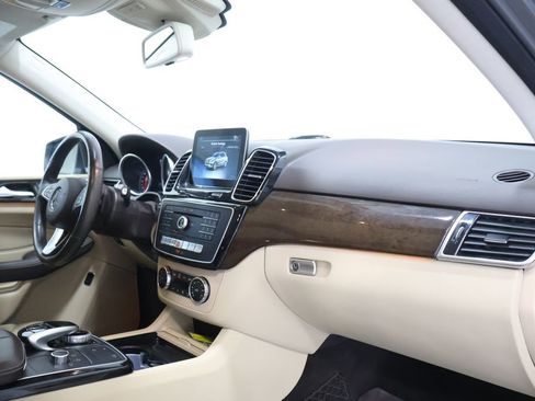 Certified 2018 Mercedes-Benz GLE 350 4MATIC image 23