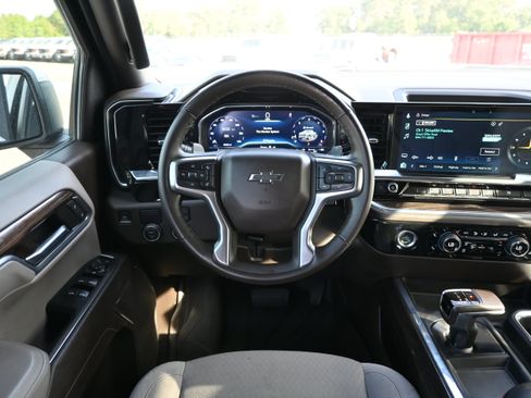 Used 2024 Chevrolet Silverado 1500 RST RWD image 27