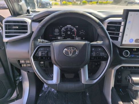 Used 2023 Toyota Tundra Platinum AWD/4WD image 17