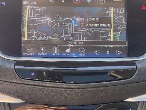 Used 2018 Cadillac XT5 Luxury w/ Driver Awareness Package image 21