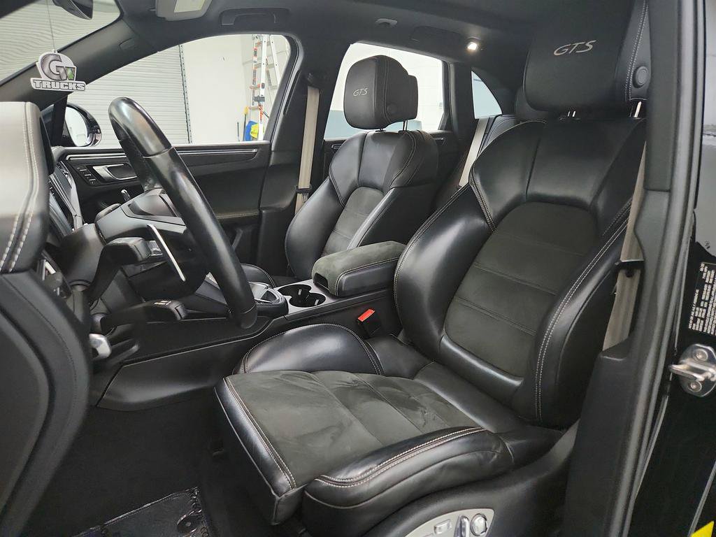 Used 2022 Porsche Macan GTS AWD/4WD image 14