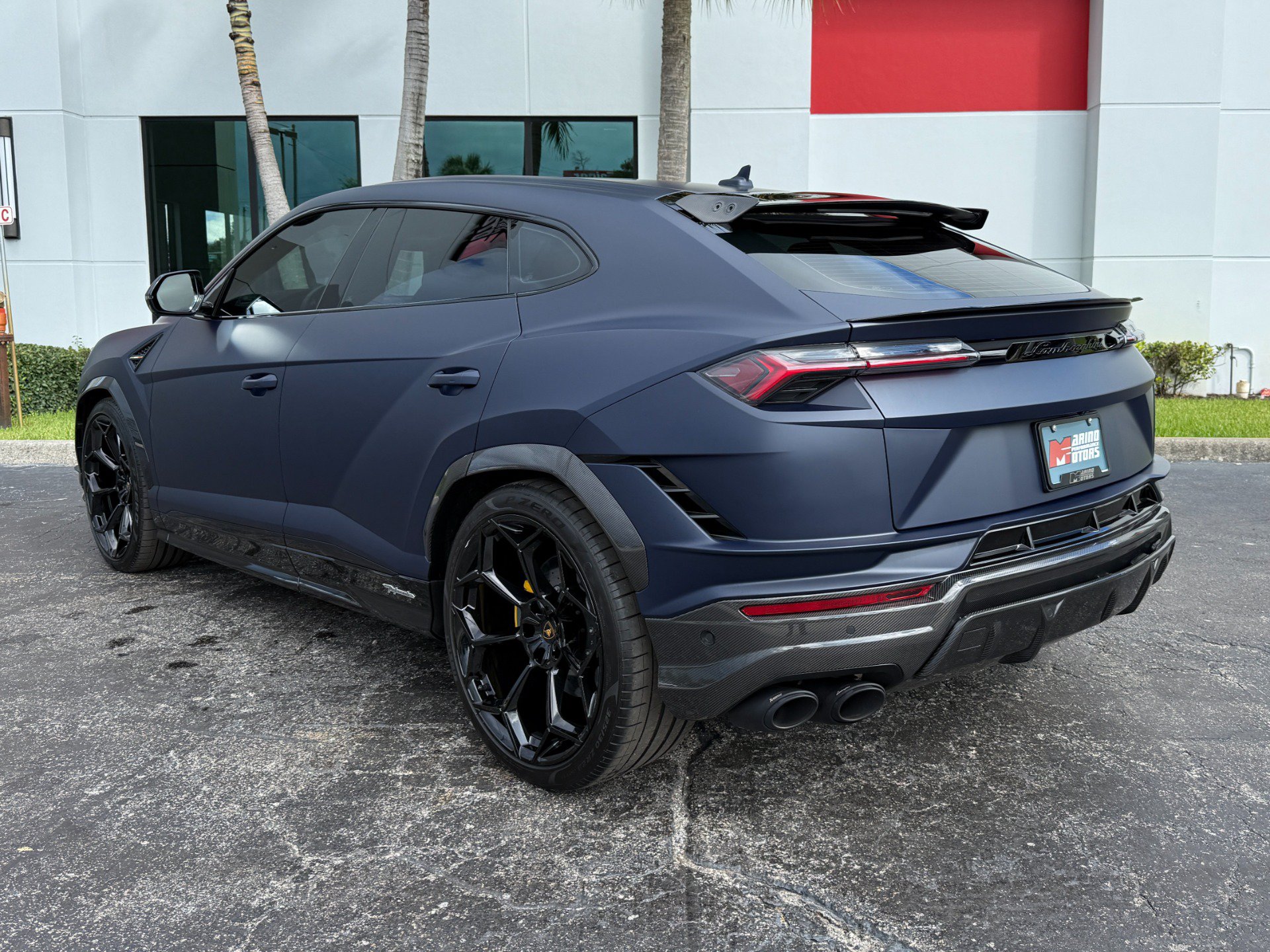 Used 2024 Lamborghini Urus Performante AWD/4WD image 14