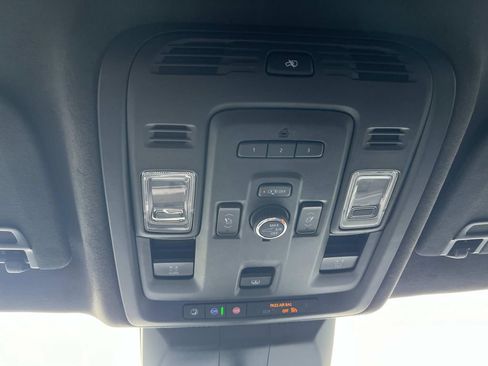 Used 2021 Cadillac Escalade ESV Sport Platinum image 38