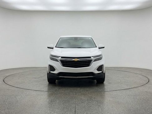 Used 2025 Chevrolet Equinox LT FWD image 2