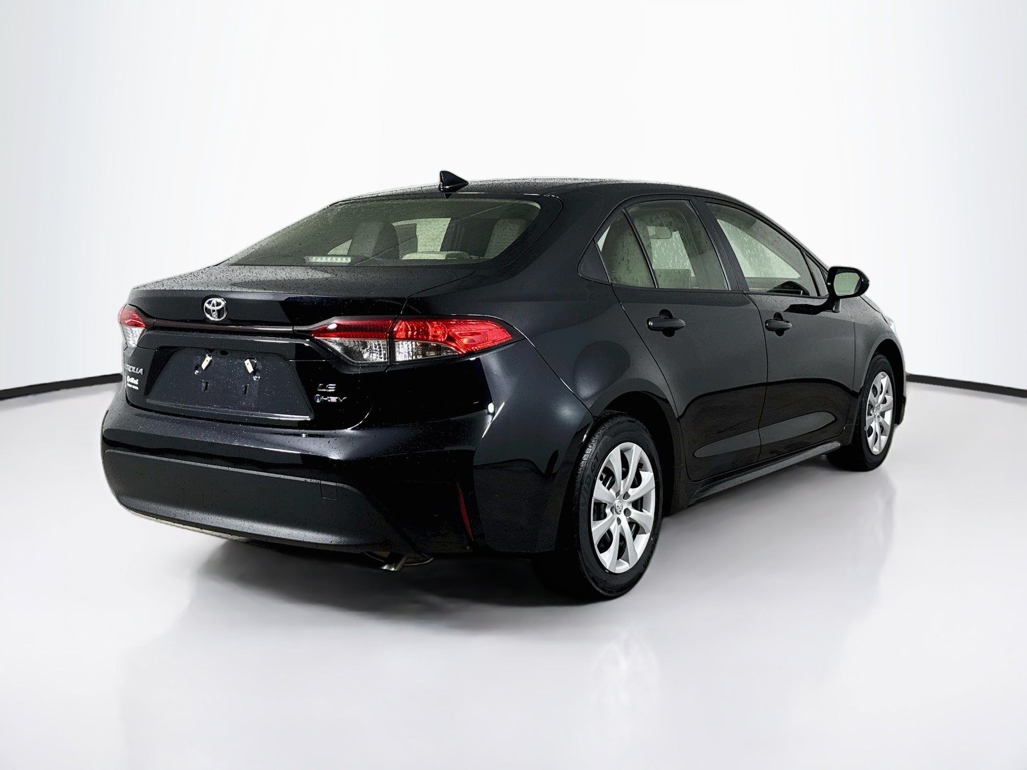Used 2026 Toyota Corolla LE FWD image 30