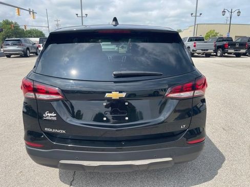 Used 2024 Chevrolet Equinox LT w/ LPO, Floor Liner Package FWD image 12